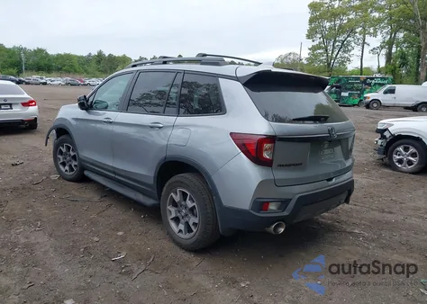 2023 Honda Passport Awd Trailsport from USA, damaged, VIN 5FNYF8H66PB024923
